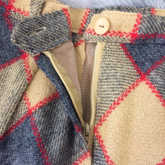 VTG | Plaid Argyle A-Line Wool Skirt - Picture 4 of 6